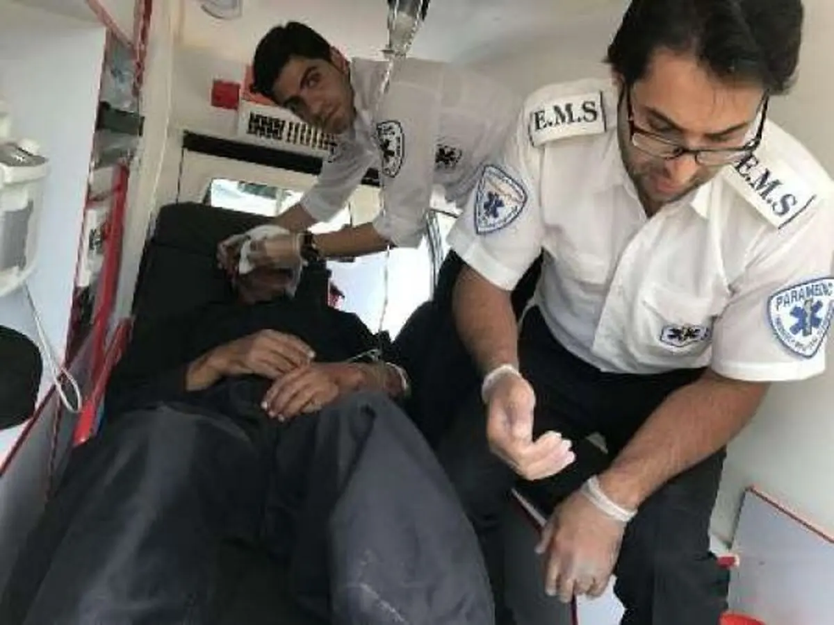نجات مرد ۵۰ساله کوهرنگی از چنگال خرس وحشی
