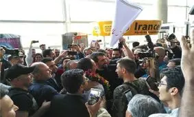 هیمالیانورد مشهور ایران وارد تهران شد