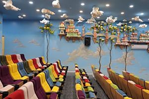 افتتاح اولین سالن سینمایی کودکان توسط حناچی