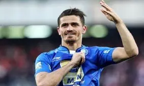 وریا غفوری با استقلال به توافق رسید