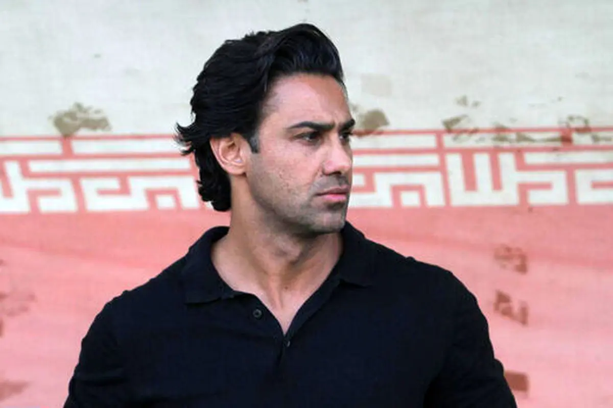 سکوت فرهاد شکست