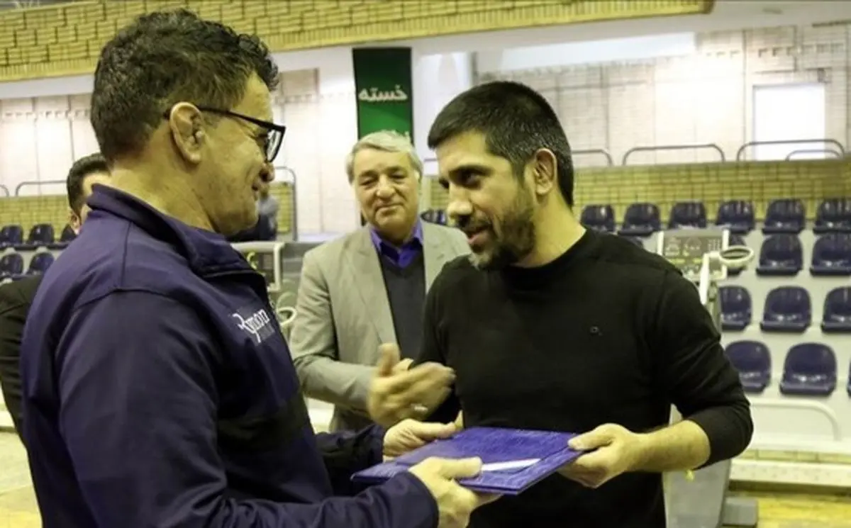 واکنش علیرضا دبیر به استعفای بنا