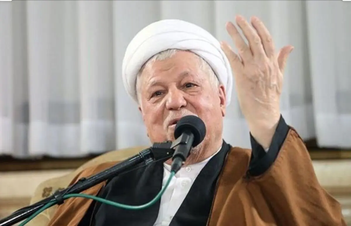 رفيق‌دوست از تبليغاتی كه در جريان محاكمه مسأله بانك صادرات عليه او شده شکایت کرد