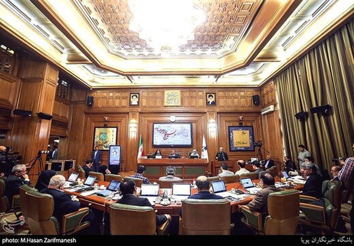 کیهان: دوره شورای شهر رو به پایان است لااقل یک استارت می‌زدید!