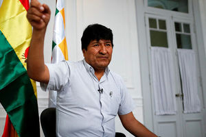 مورالس برای کاندیداتوری سنای بولیوی رد صلاحیت شد