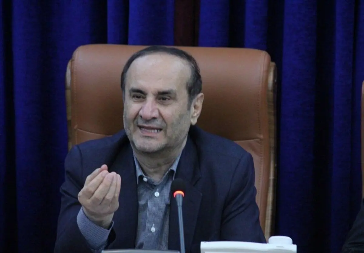 استاندار ایلام برای رفع مشکل میدان میوه و تره بار ضرب الاجل تعیین کرد