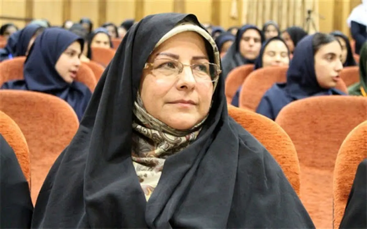 نبود امکانات و زیرساختارهای فناوری نوین