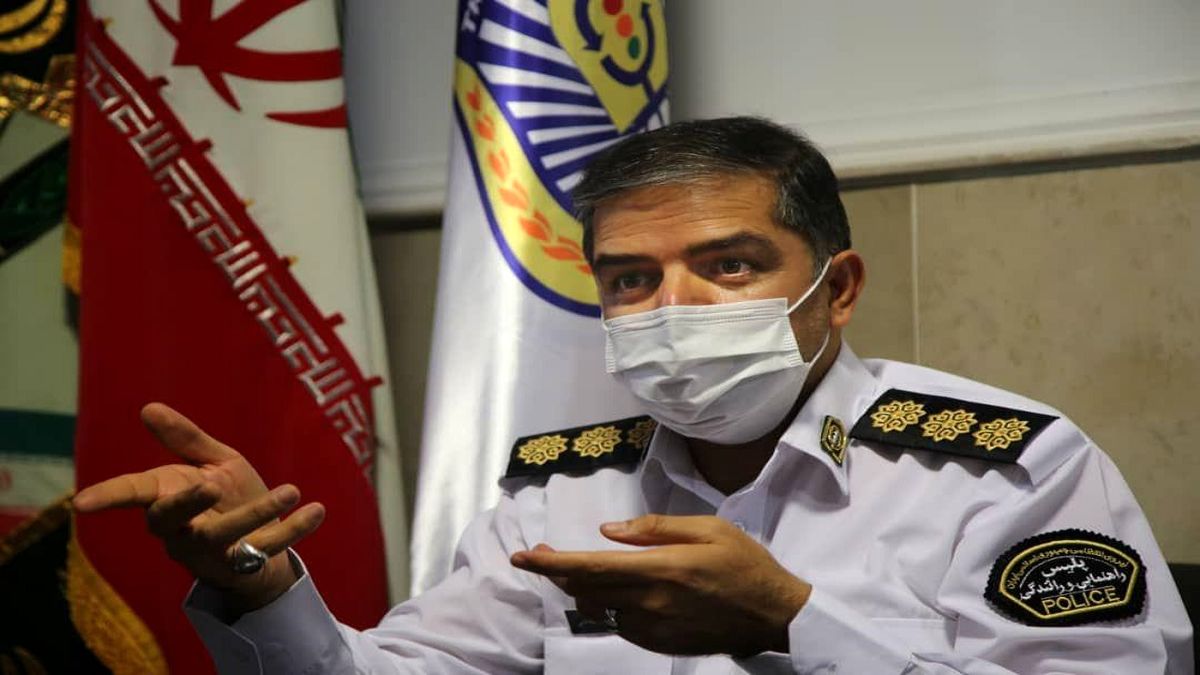 ماسک و دستکش های خود را از خودرو به بیرون پرت نکنید
