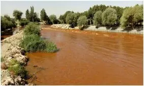 زاینده رود رنگ عوض کرد