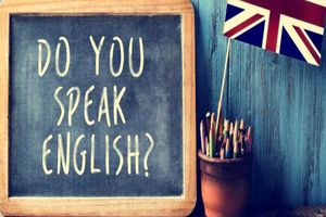 توصیه های آریانپور برای تقویت مکالمه زبان انگلیسی چیست؟