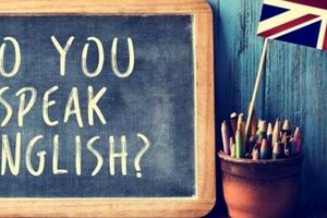 توصیه های آریانپور برای تقویت مکالمه زبان انگلیسی چیست؟