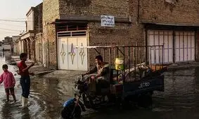 طغیان دوباره فاضلاب در محلات کوت عبدالله/ ساکنین: کسی به دادمان نمی‌رسد/ شهردار: شهر سیستم فاضلاب ندارد/ آبفای اهواز: اجرای طرح اصلی از آبان
