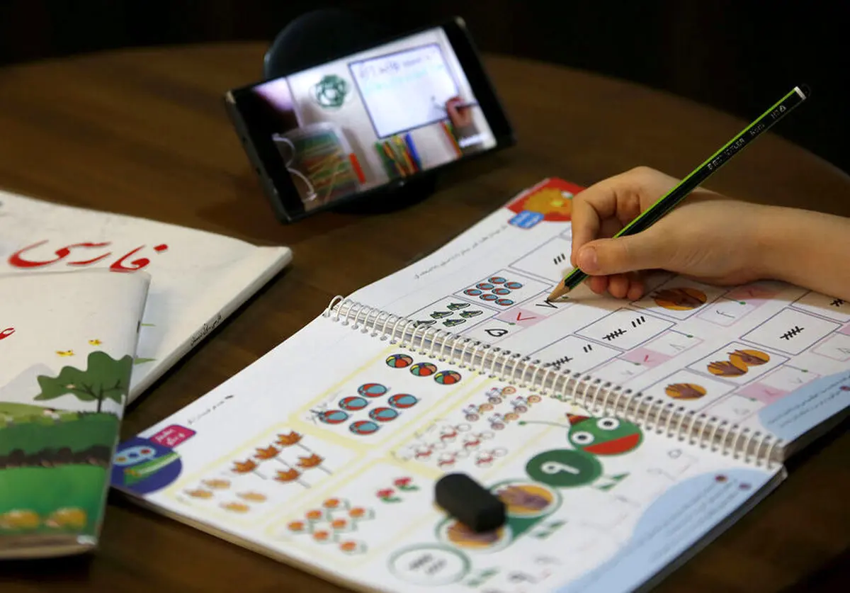 هشدار نسبت به استفاده از شبکه‌های اجتماعی غیربومی درکنار شاد