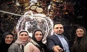 فیلم / لحظه دیدار خواهران منصوریان با پدر در صحنه ماه‌عسل