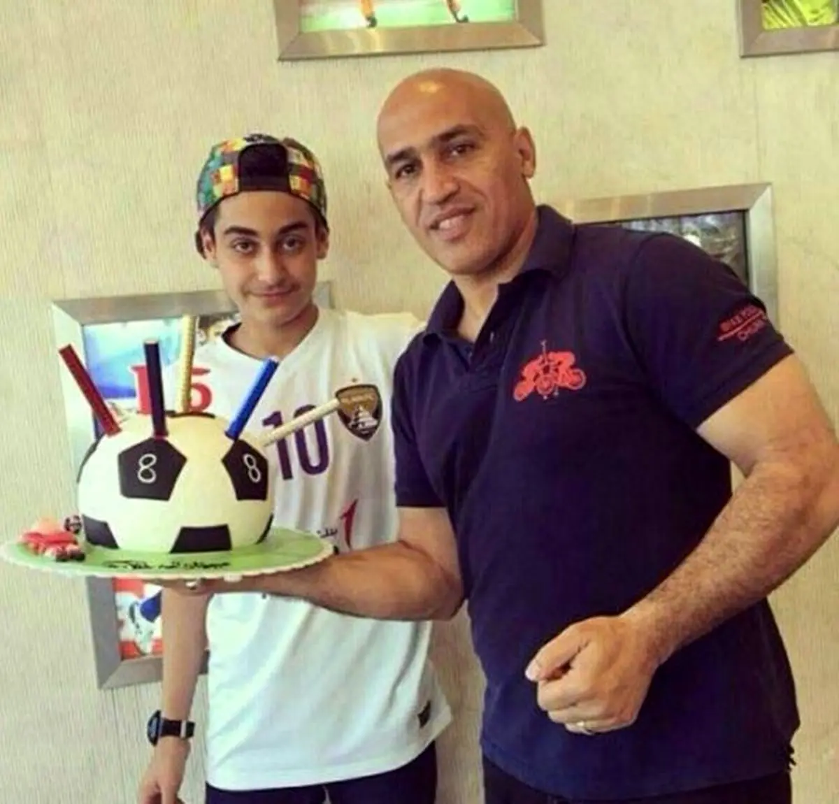 پيراهن قاتل استقلال بر تن پسر منصوريان+عکس