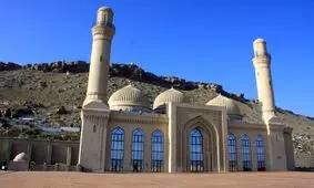 زیارت «بی بی هیبت» در آن سوی دریای خزر