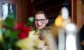 زنی که ترامپ آرزوی مرگش را می‌کرد/ گینزبرگ مشهورترین قاضی دیوان عالی آمریکا را بشناسیم/ عکس