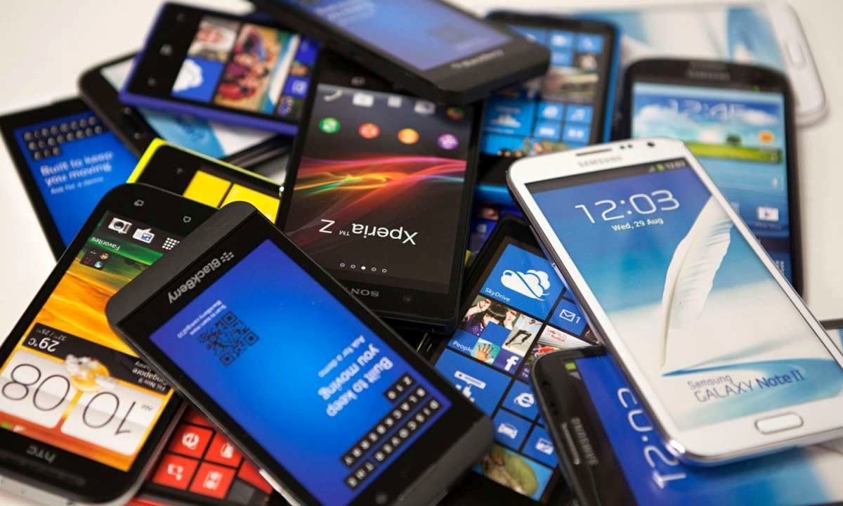 رشد کمرشکن قیمت گوشیهای ردهپایین