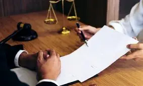 اخذ مالیات از وکلا برای مقابله با پولشویی وضع شده است