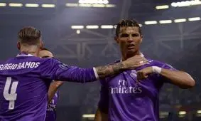 کریس ۶۰۰ گله شد