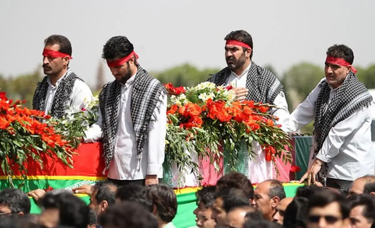 کارکنان فولاد مبارکه رزمندگان جنگ اقتصادی کنونی و ادامه دهندگان راه شهدا هستند