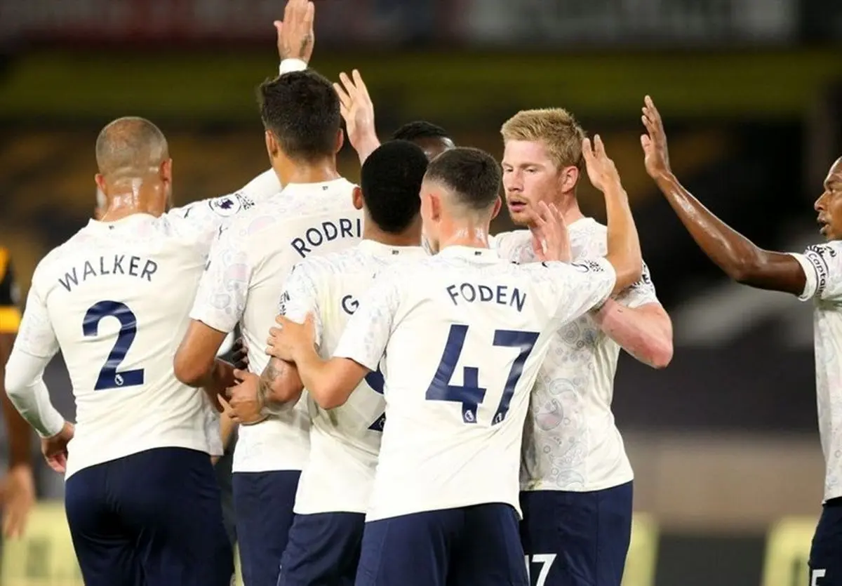 منچسترسیتی فصل را با فتح خانه «گرگ‌‌ها» آغاز کرد