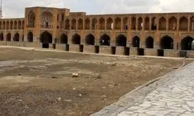 مرگ چند باره زاینده رود / مسدود شدن دوباره دریچه‌های سد زاینده رود