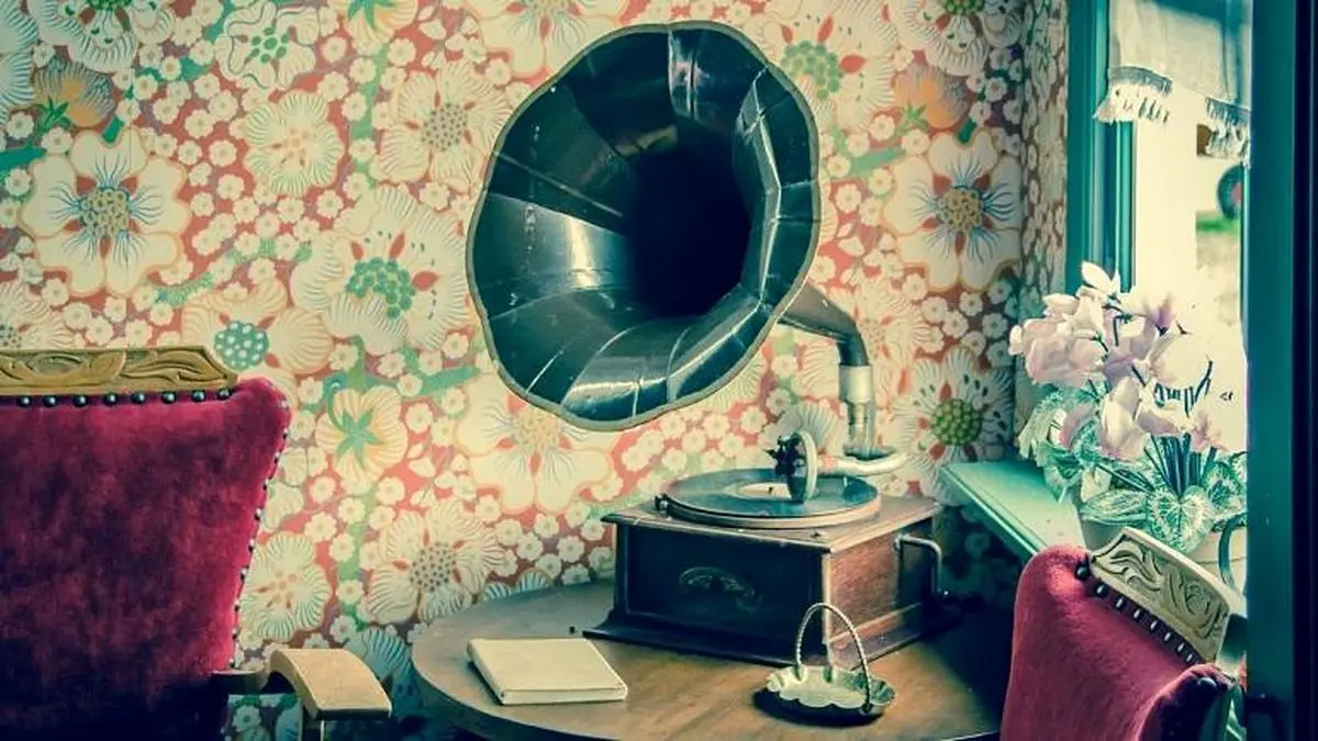 سبقت فروش صفحه گرامافون از سی‌دی برای اولین بار پس از ۴۰ سال