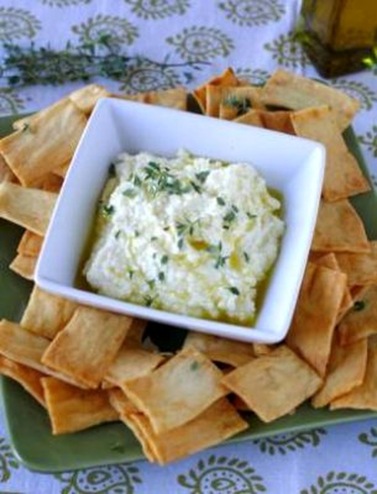 طرز تهیه دیپ زیتون با پنیر