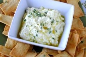 طرز تهیه دیپ زیتون با پنیر