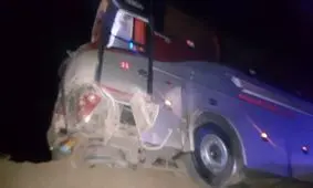 انحراف اتوبوس در محور سمنان- دامغان با ۳ مصدوم