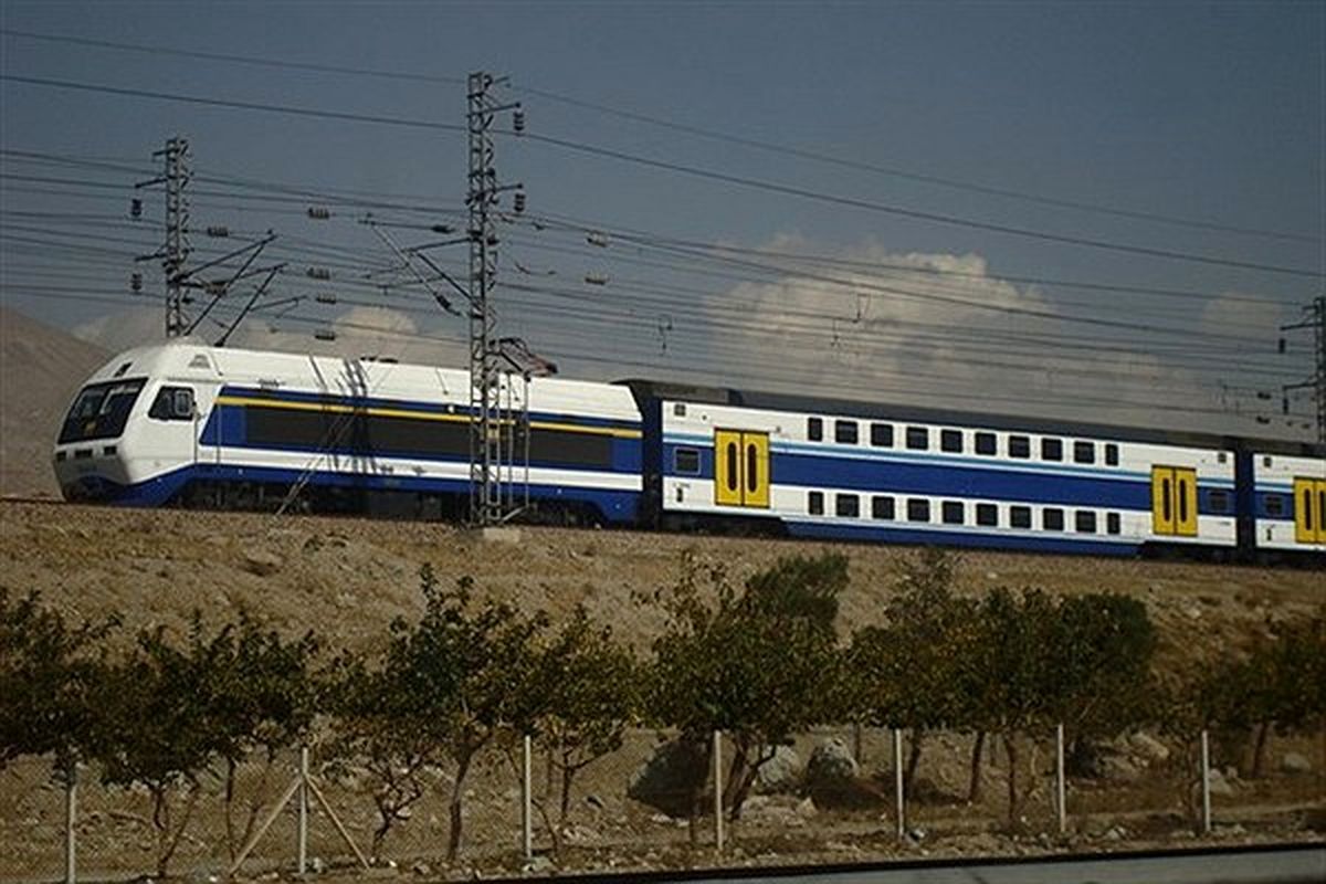 یک نفر بر اثر برخورد قطار متروی تهران-کرج جان باخت