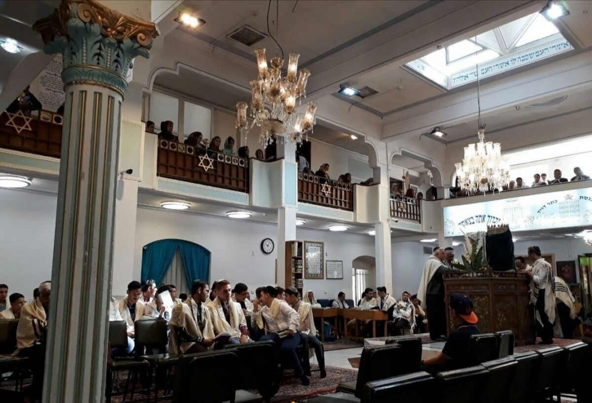 شرایط زندگی یهودیان ایران بهتر از ۵۰ سال پیش شده است / برگزاری مراسم آغاز سال نو یهودیان در اصفهان/ تصاویر