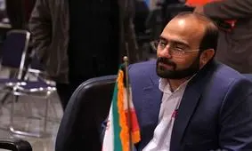 کنایه های تند یک اصولگرا به نمایندگان: برای ۲ رأی از کوه و کمر بالا می‌رفتید اما الان خودروی شاسی بلند می‌خواهید؟