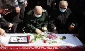 تصویری متفاوت از همنشینی فرمانده کل سپاه و وزیر ارشاد/ عکس