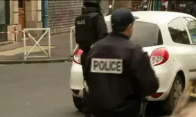 تصاویر اولیه از محل حمله نزدیک مقر نشریه شارلی ابدو فرانسه/ ویدئو