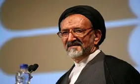 آنچه در مساله عراق و ایران به حضرت امام نسبت می‌دهند، انتقامی است که از ایشان می‌گیرند / منشاء این شایعه یک عنصری به نام زاهدی در آمریکاست