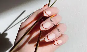 طراحی ناخن هایی که ترند پاییز 2020 در دنیای مد شدند