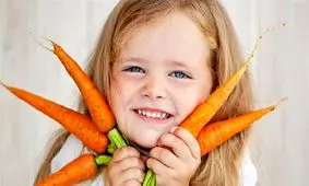 بهترین مواد غذایی برای سلامت دندان‌ها/ دندان عقل را در چه سنی باید بکشیم؟