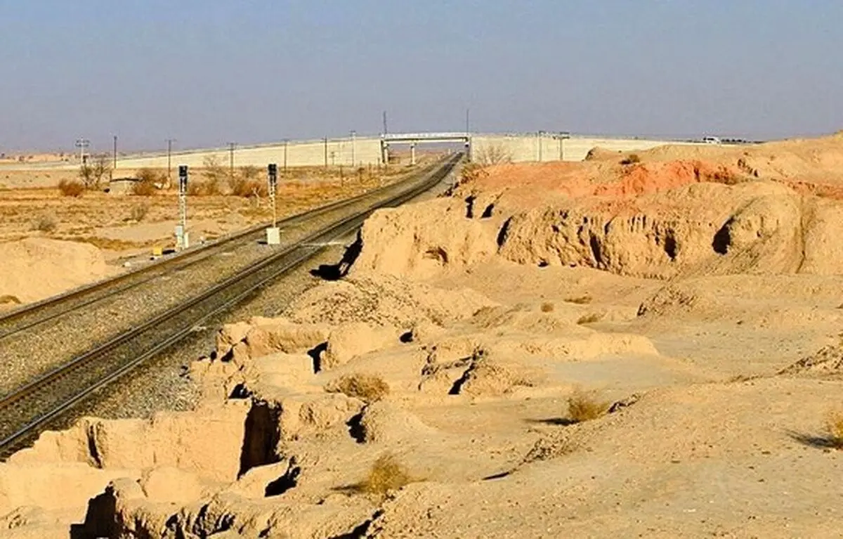 آغاز ساماندهی بدنه و بسترهای تاریخی تپه حصار دامغان