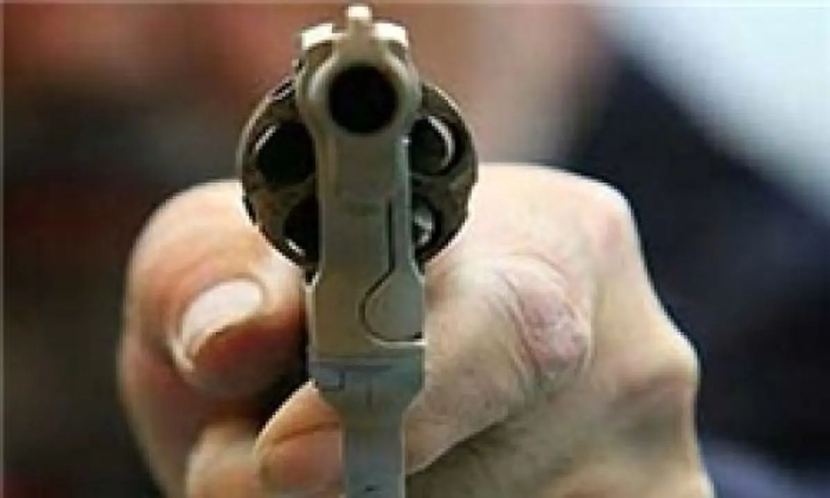 سرقت مسلحانه نافرجام به بانک ملت/دستگیری سارقان و زخمی شدن کارمند بانک