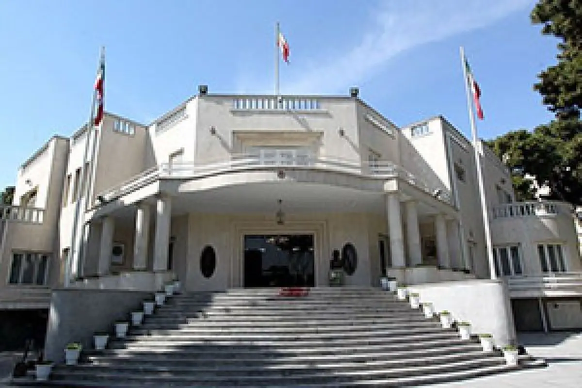 واکنش غیررسمی نهاد ریاست‎جمهوری به اعلام شماره حساب از طرف احمدی‎نژاد