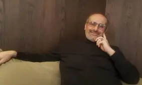 دادگاه عبدالرضا داوری به تعویق افتاد