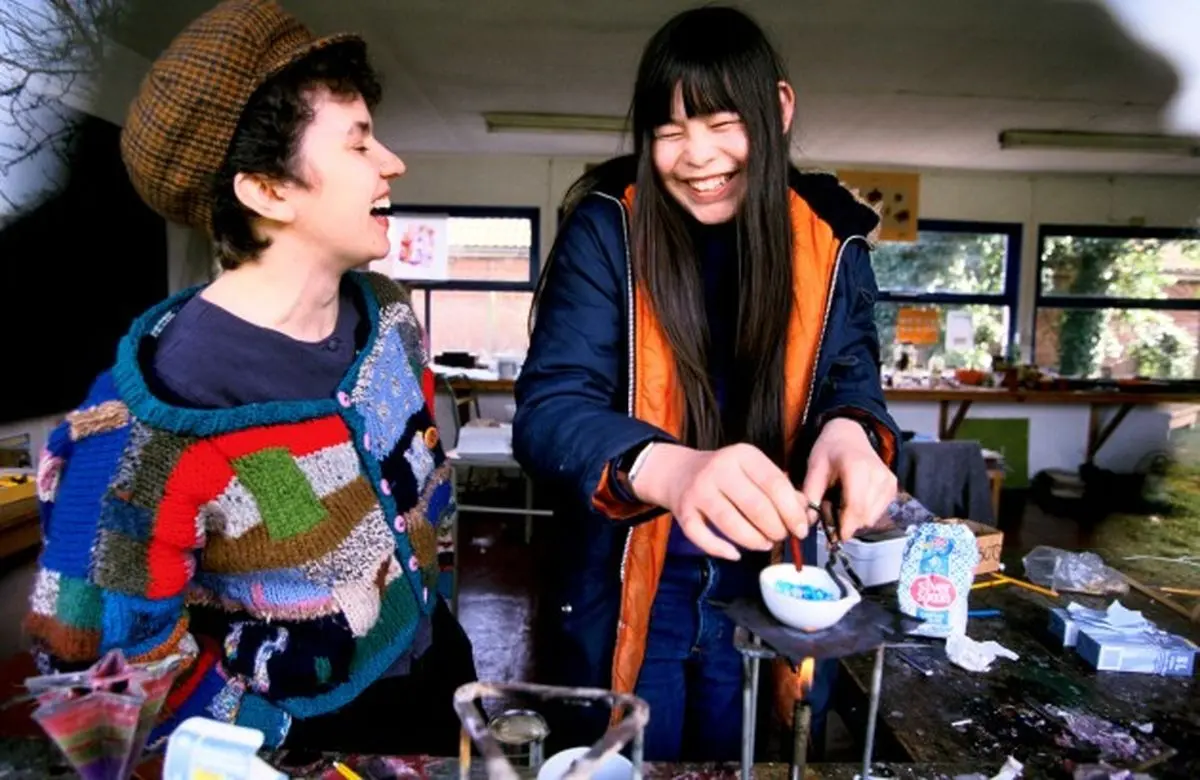 دانش‌آموزان از زنجیر مدرسه آزاد می‌شوند