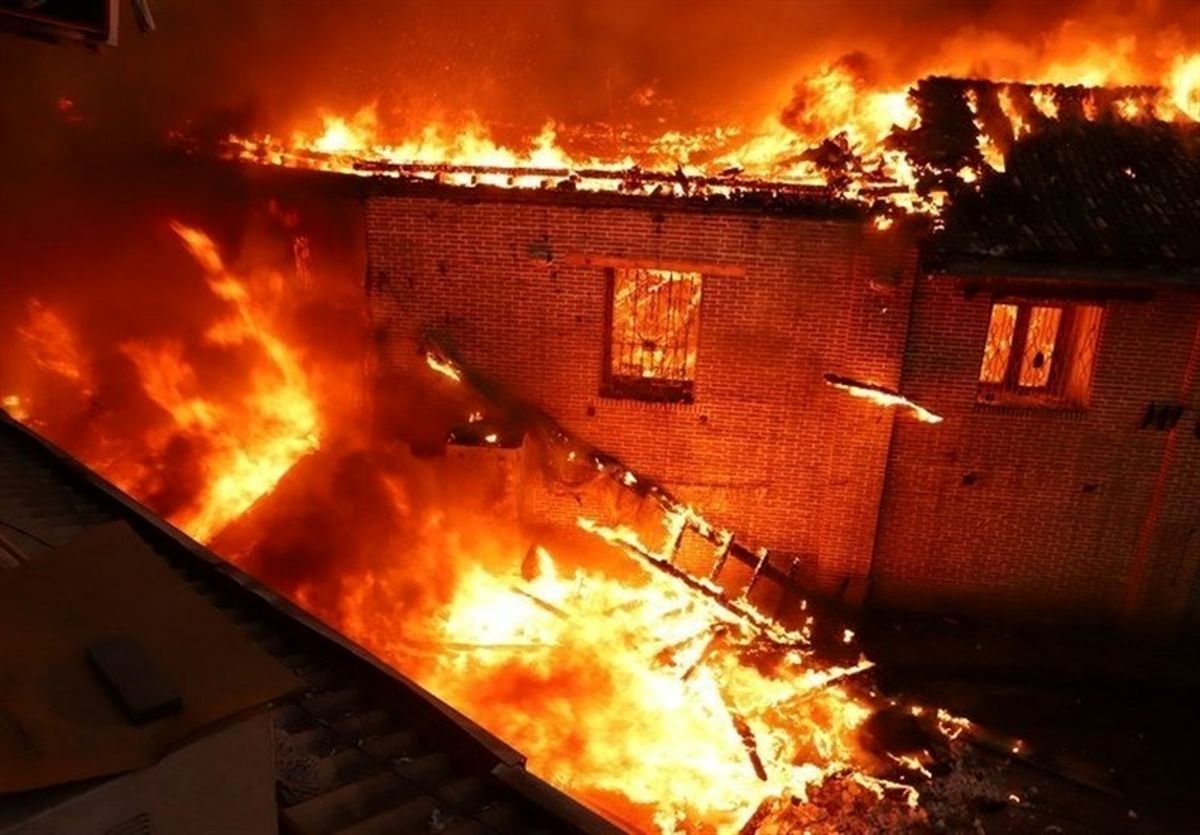 آتش سوزی در مسجدی در خرمشهر/ علت چه بود؟