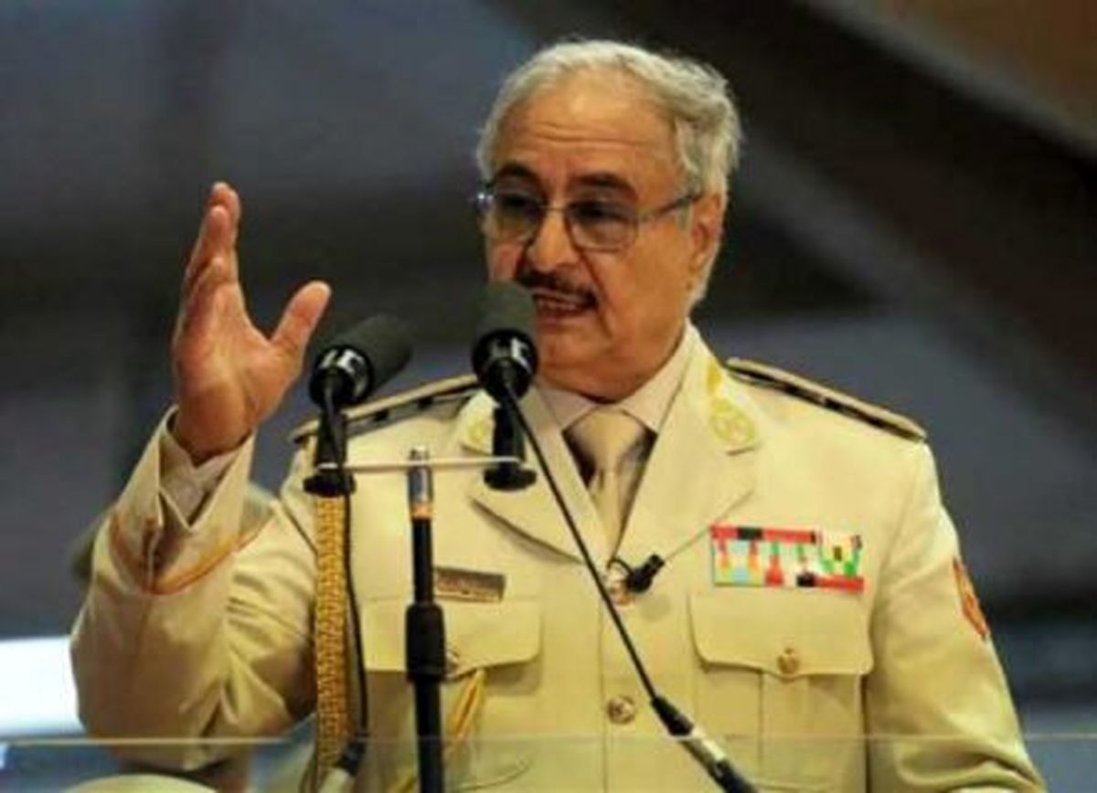 حفتر به پایان محاصره بخش نفتی لیبی متعهد شد