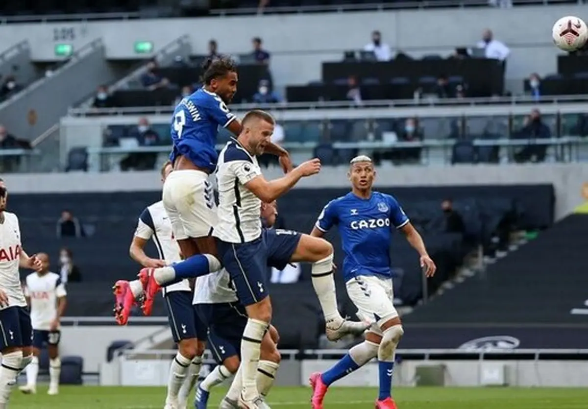 تاتنهام مورینیو در اولین بازی تن به شکست خانگی داد