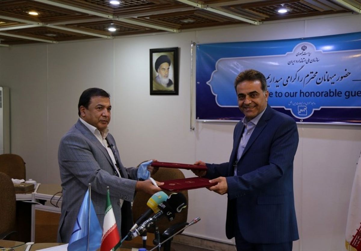 تفاهمنامه استانداردسازی سازههای فولادی در کرج امضا شد