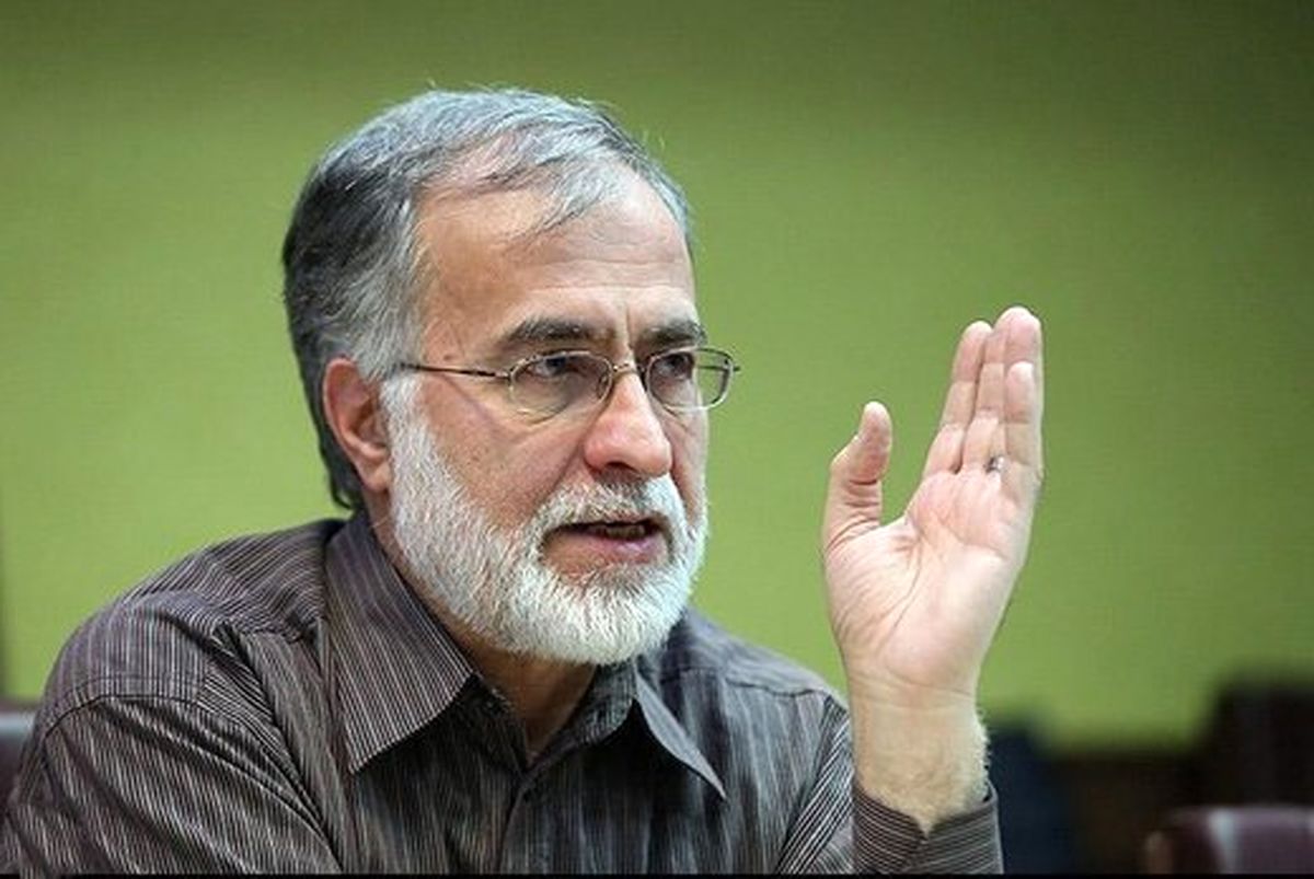 گلایه از یک نامه سرگشاده به رهبر انقلاب /عطریانفر: وقتی موسوی خوئینیها مجال دیدار مستقیم با رهبری را دارد، چرا نامه مینویسد؟
