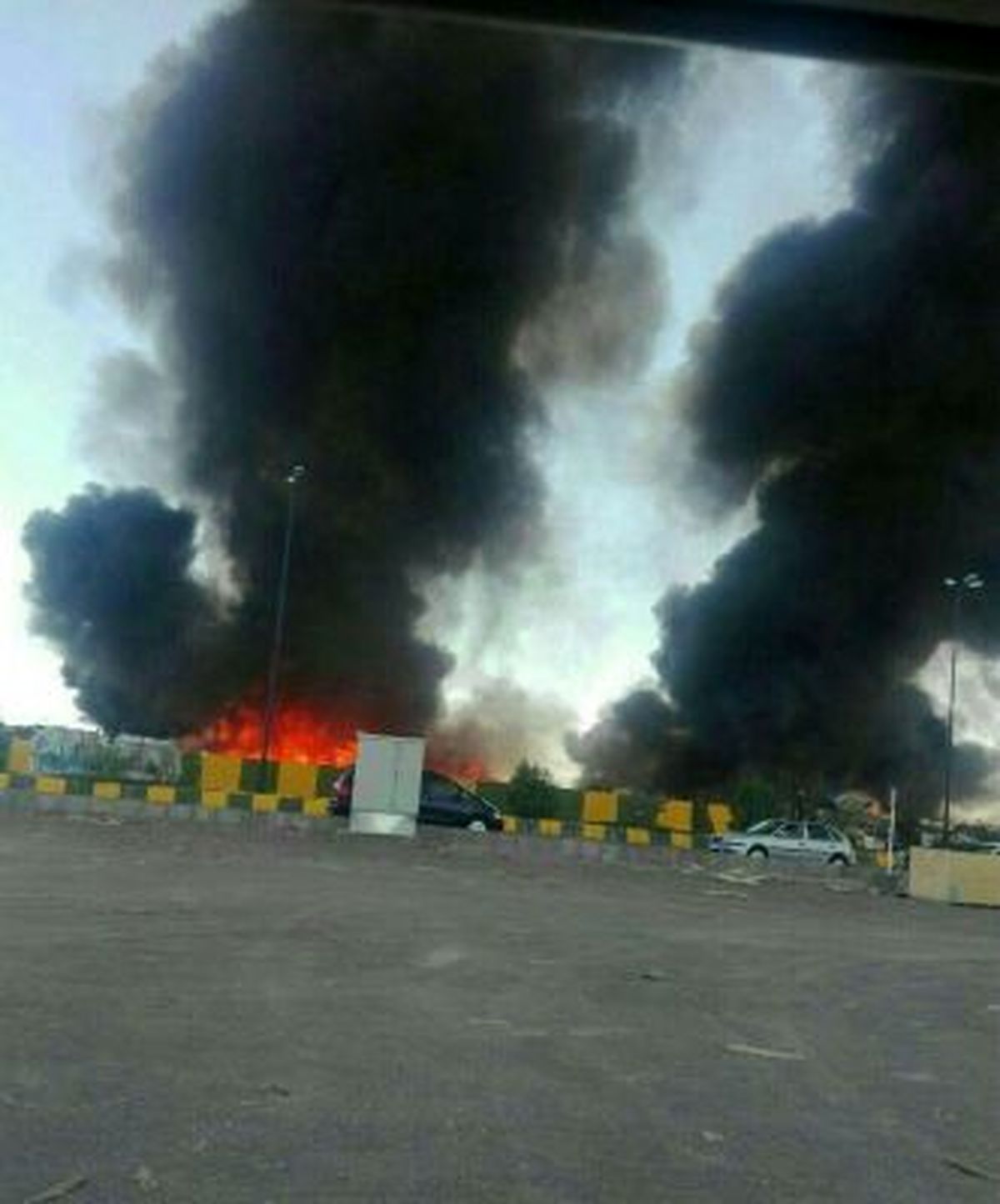 مهار آتش سوزی در کارخانه خودروسازی کرمان